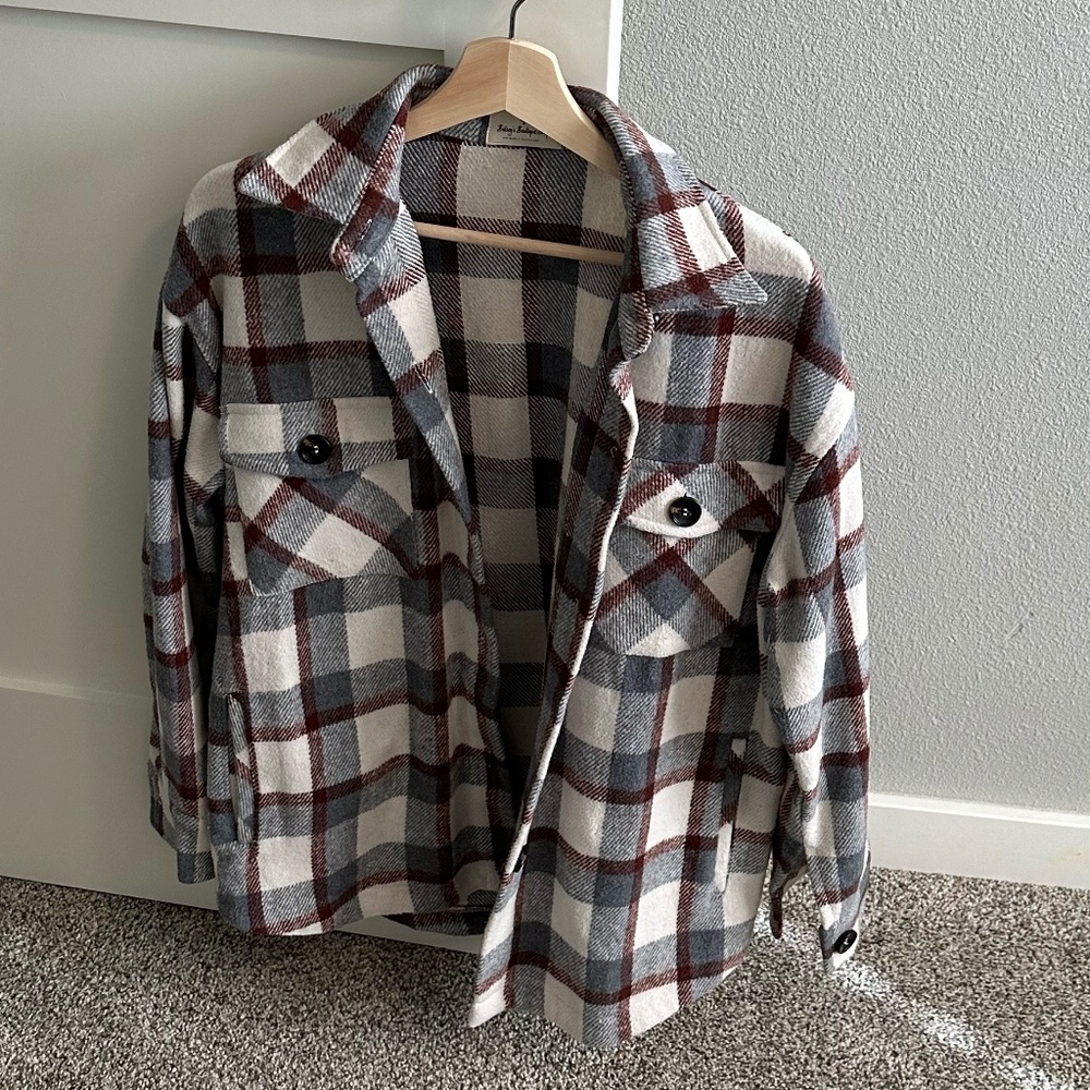 Women Medium Betsey's Boutique Brown/Gray Plaid Shacked